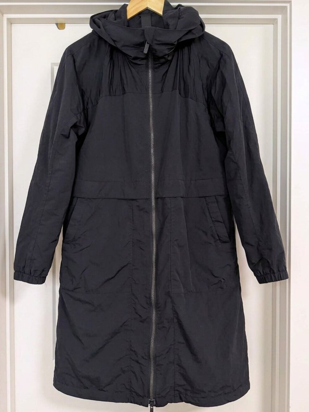 Lululemon Easy As Jacket Black Hooded Full Zip Size 8